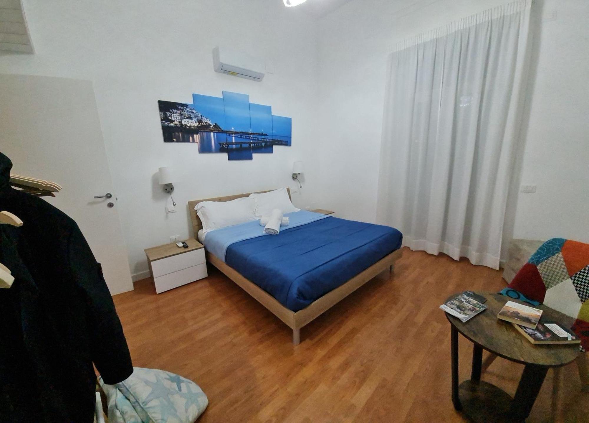 סלרנו Mare Fuori B&B חדר תמונה